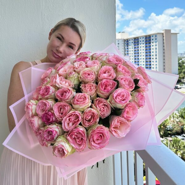 Bouquet "XoXo, Pink Roses", 45 stems