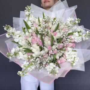 Bouquet "100 Tulips with Gypso&Stock"