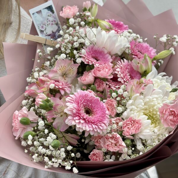 Flower Bouquet "Sweet Nectar" - Image 2